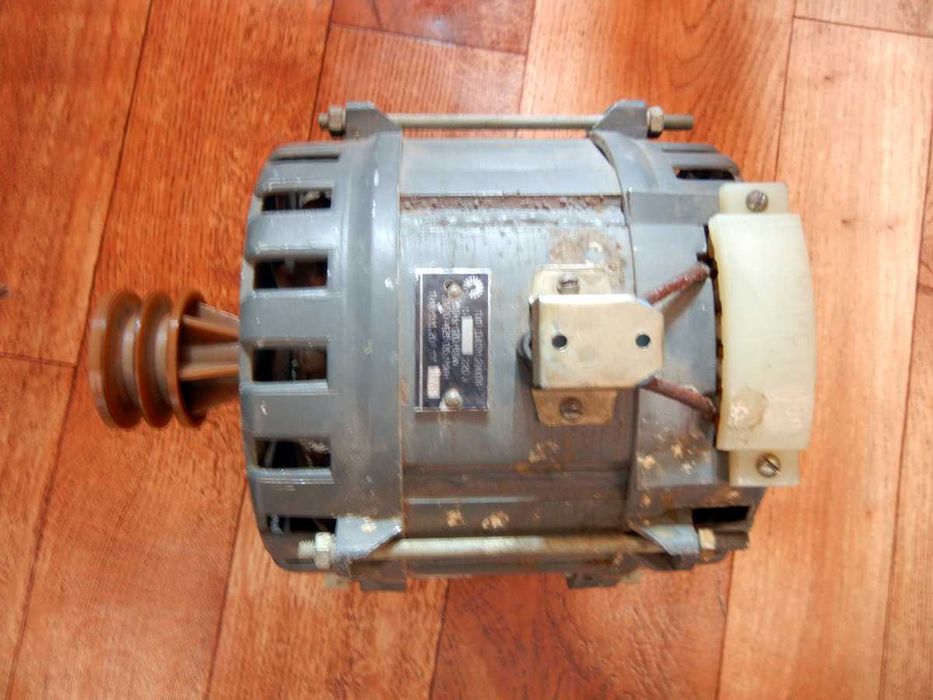 Электродвигатель асинхронный двухскоростной 220в