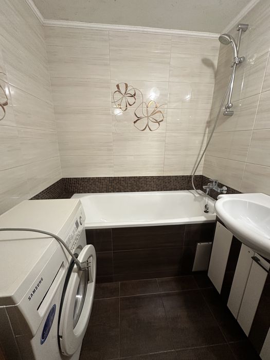 Продам 2 кімнатну Довженка.Сихів. Сихівський район