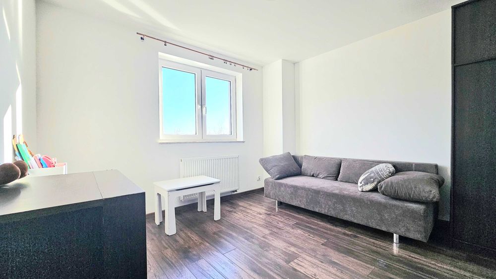 Nowoczesny segment w Skierniewicach - garaż, fotowoltaika, ogród!