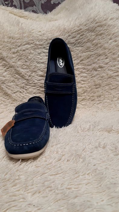 AM SHOE COMPANY (46р) шкіряні мокасини супер абсолютно нові .