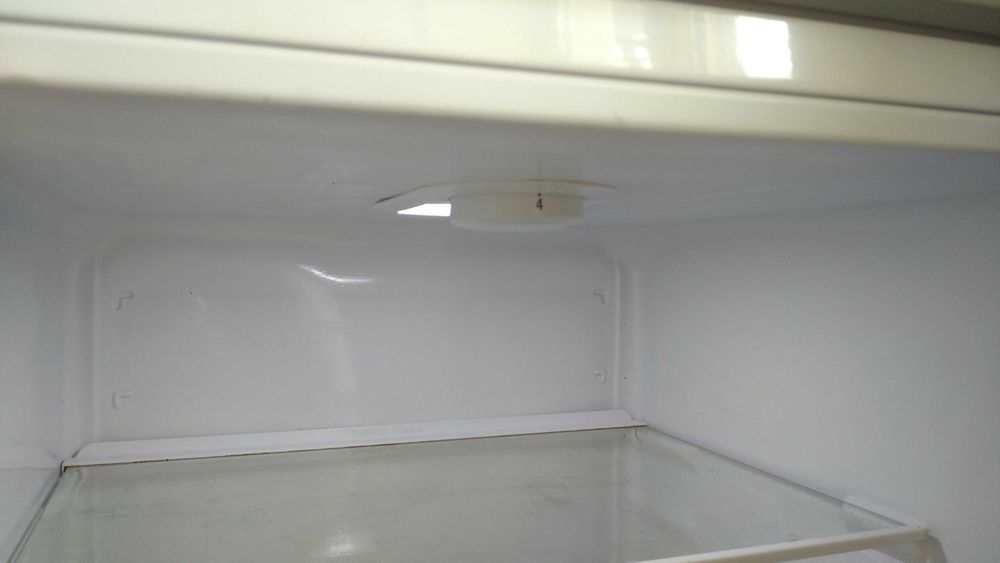 Двокамерний холодильник BEKO RCSU8240K20S