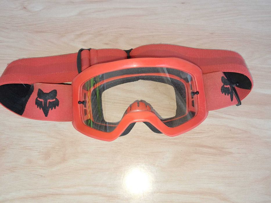 Equipamento de motocross para criança . Em muito bom estado