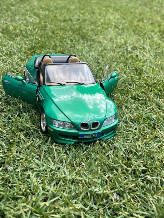 Bmw z3 1:18 miniatura 4 UND