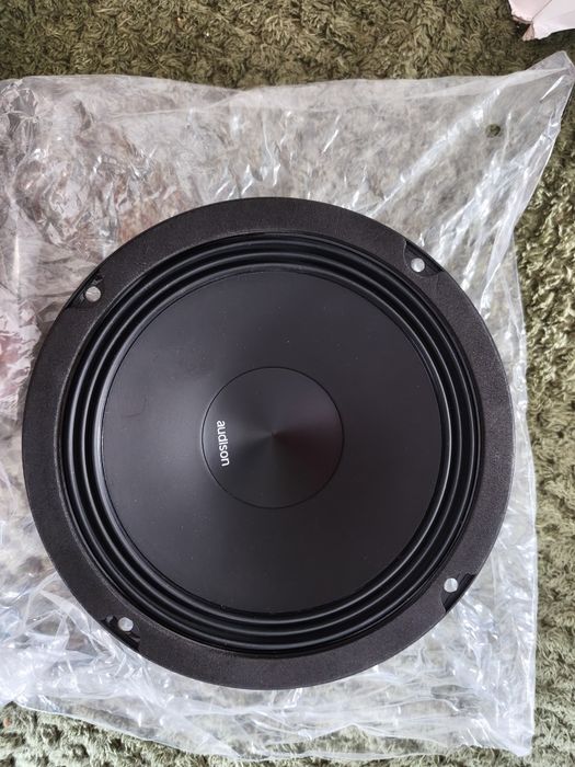 Audison AP 6.5 samochodowy głośnik basowy 16,5 cm (6,5"), 210 W, 4 Ohm.