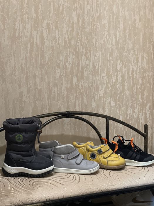 Дутики ботинки кроссовки 22 р Adidas оригинал натуральная кожа