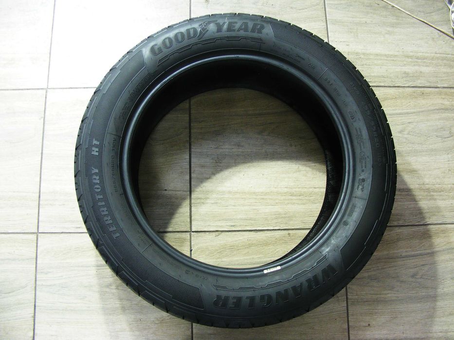 Всесезонна гума 255/55/20 -2 шт.Good Year Wrangler Territory HT .
