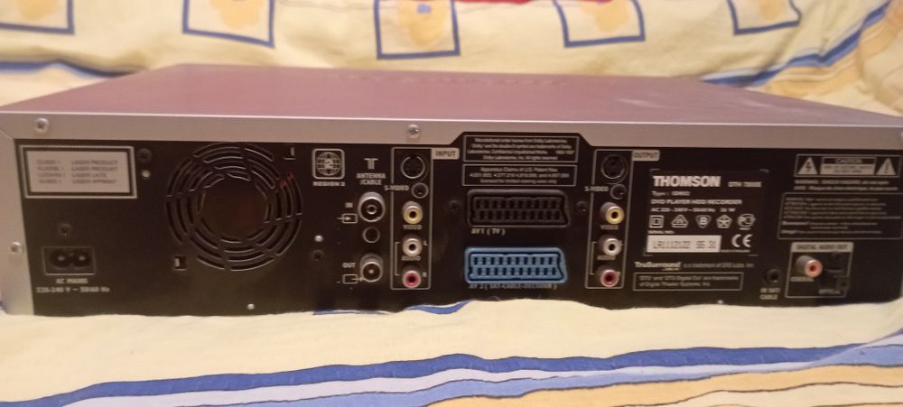 Thomson DTH 7000E, odtwarzacz DVD z nagrywarką HDD (twardy dysk).
