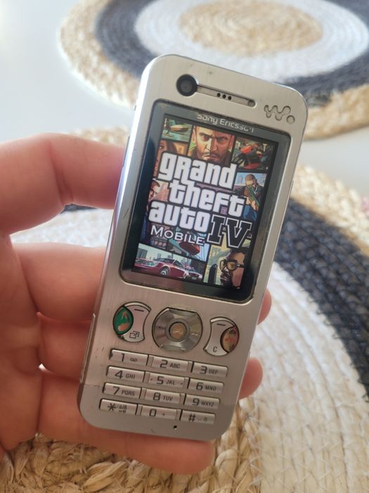 Kultowy Retro Telefon Sony Ericsson W890i Walkman + Karta Pamięci 2GB Duży Zestaw Słuchawki Gry Java LUBIN Darmowa Wysyłka OLX