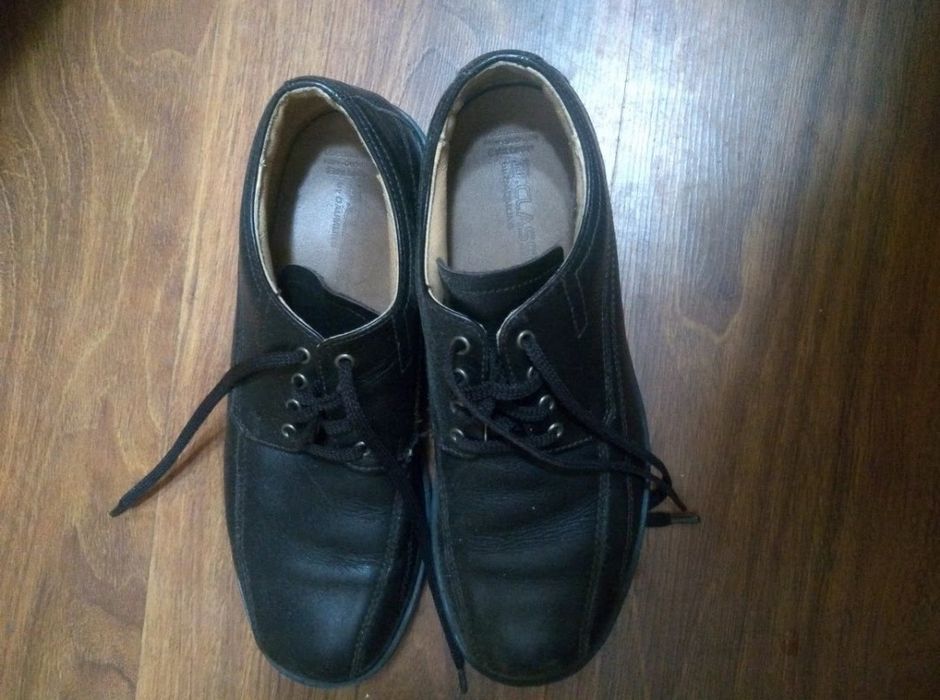 Buty chłopięce do oddania