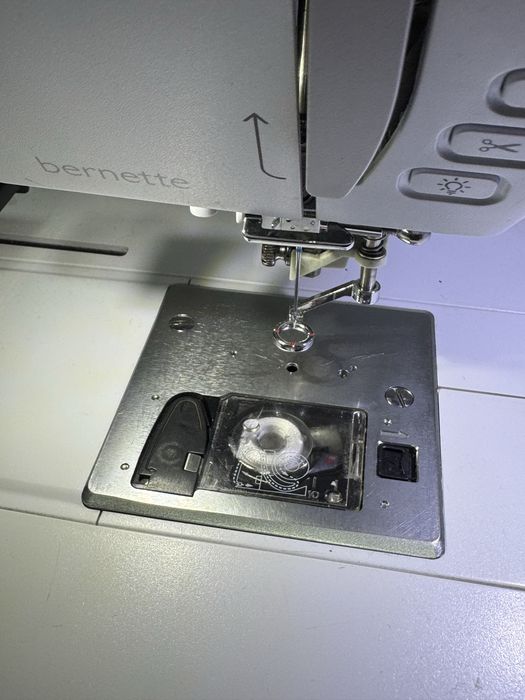 Вишивальна машина bernina Bernette b70 Deco