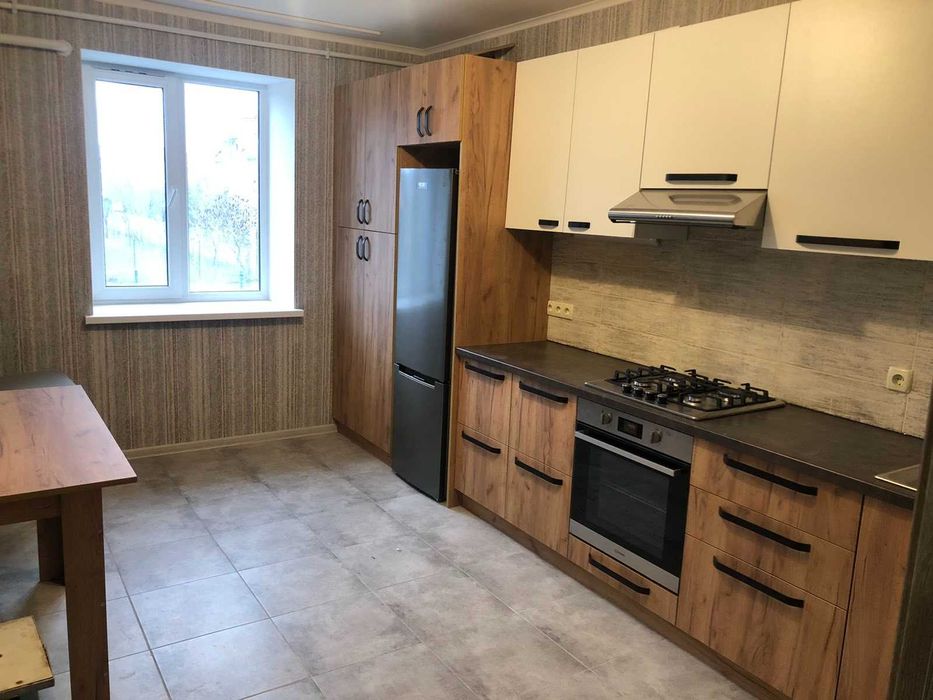 Без комісії Власник Здається в оренду 1 кімнатна по вул. Відродження