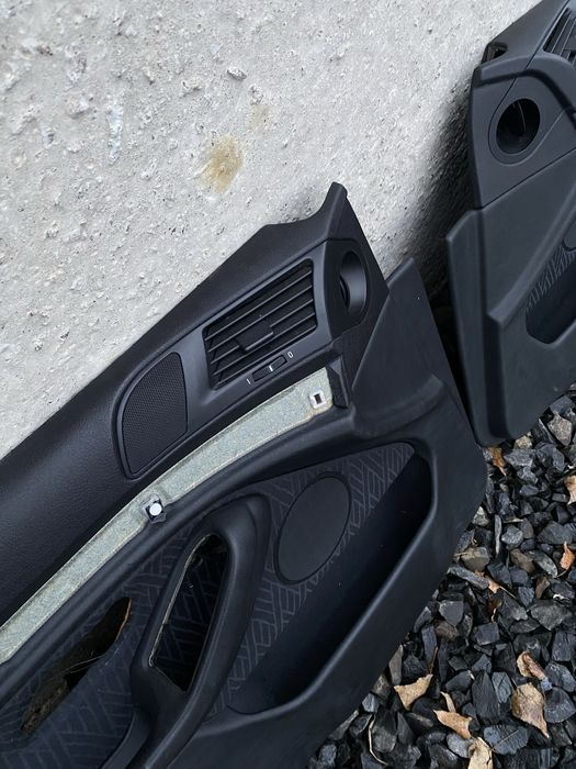 Передні карти БМВ е39 Тканина Карти в двері передні трапчаніBMW e39