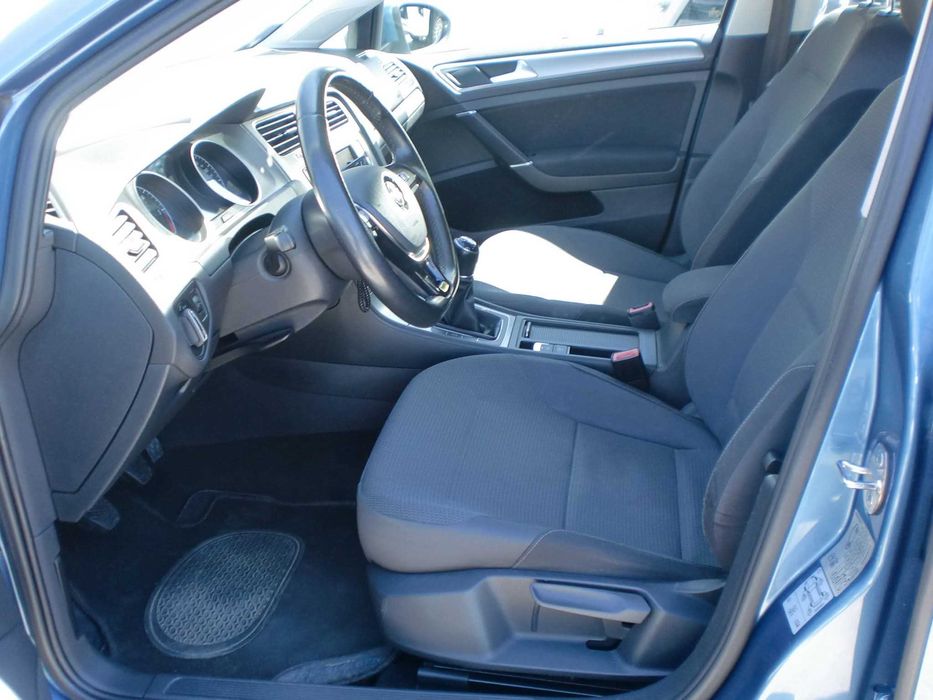 Volkswagen Golf VII