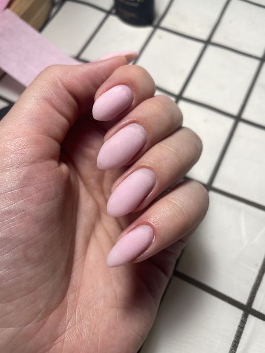 Шукаю модель для манікюра і педикюра