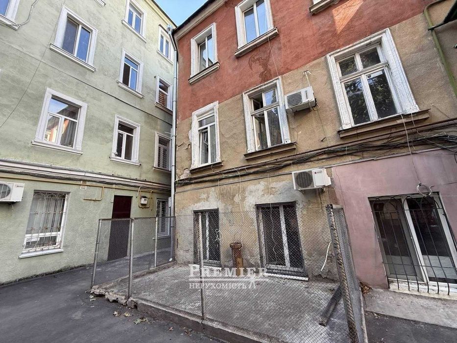 Ремонт, локація, комфорт: квартира в тихому центрі