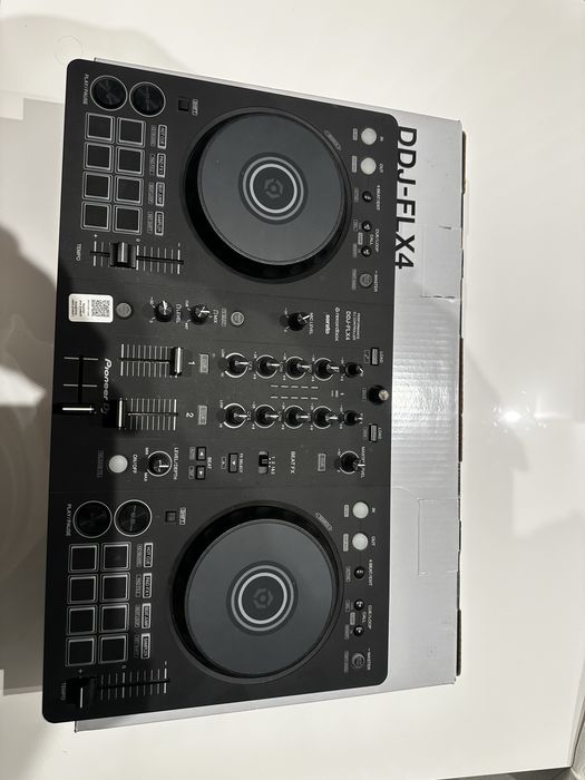 Pioneer DDJ FLX4 Nova