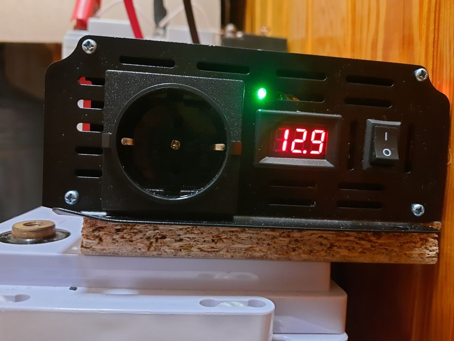 Інвертор Tataliken 3500Вт 12/220В чистий синус 50 Гц