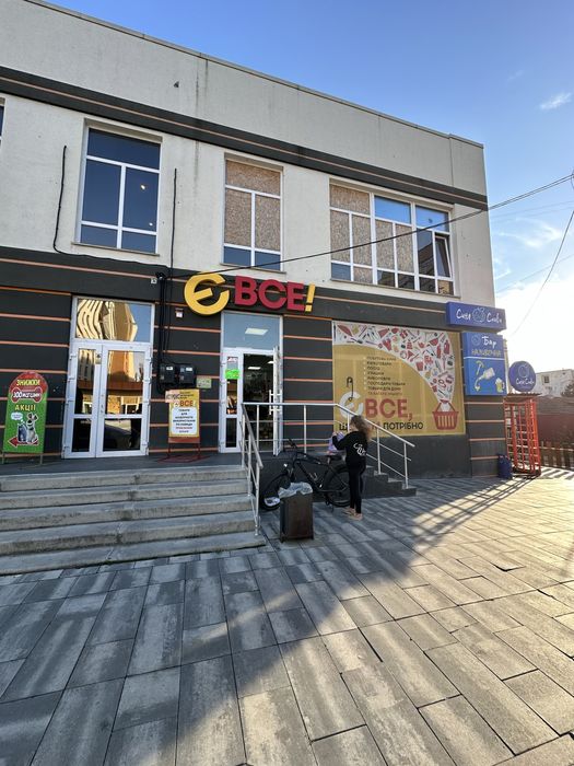 Аренда магазин / бар на рынке остановка Школьная