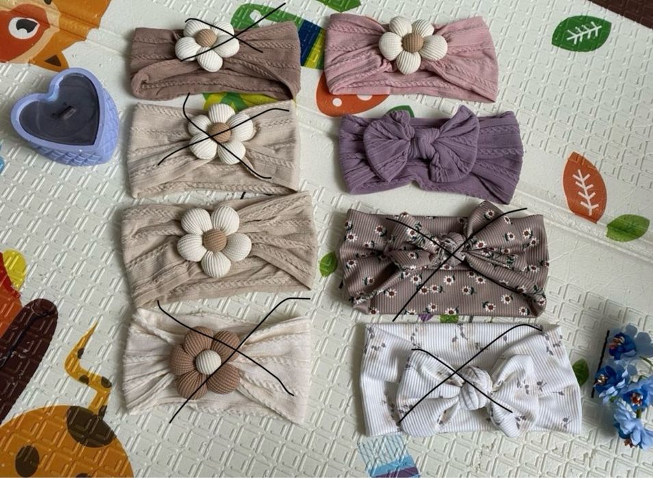 Повʼязка на дівчинку