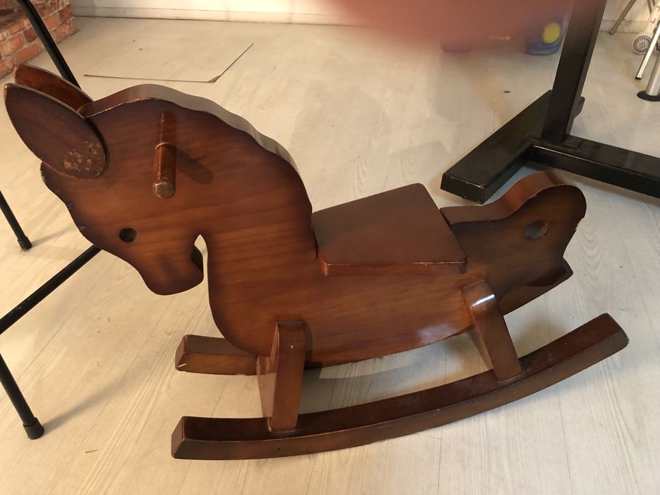 Cavalinho em madeira