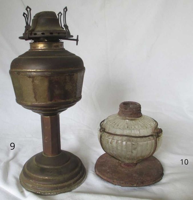 Candeeiros a petróleo antigos