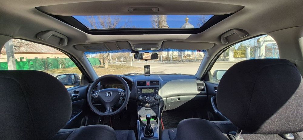 Хонда Аккорд 7 універсал