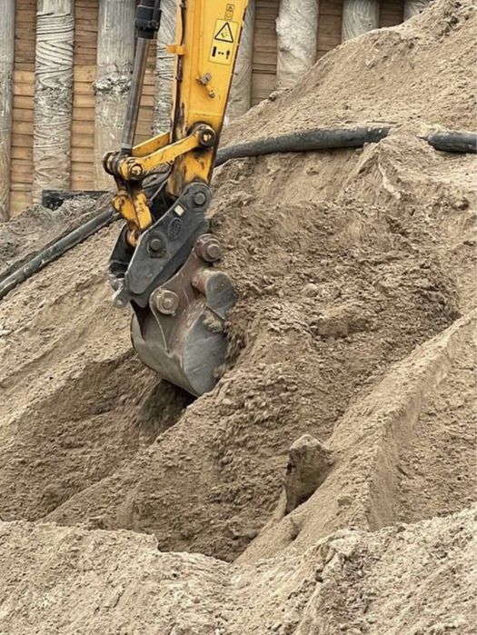 Возим подсыпку 20т и 30т самосвалами Качество разное Суглинок Супесь