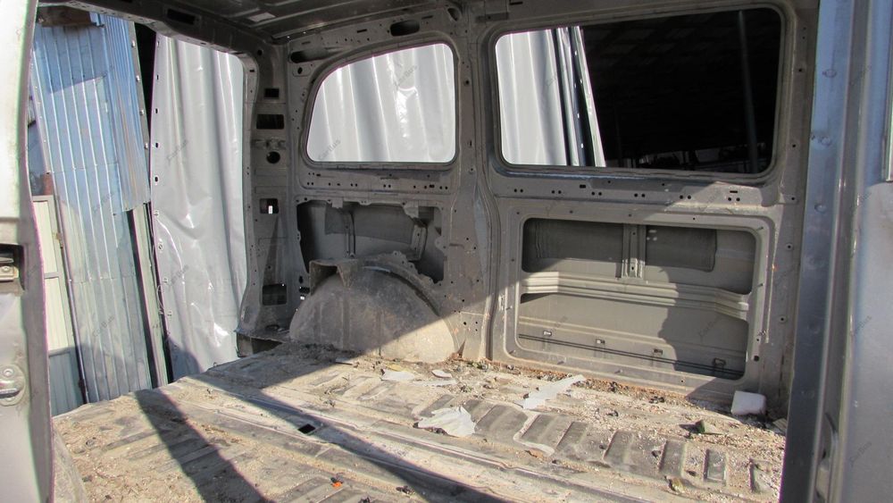 Кузов Мерседес Віто 639 Mercedes Vito 639 Вито 639 кузовщина Лонжерон