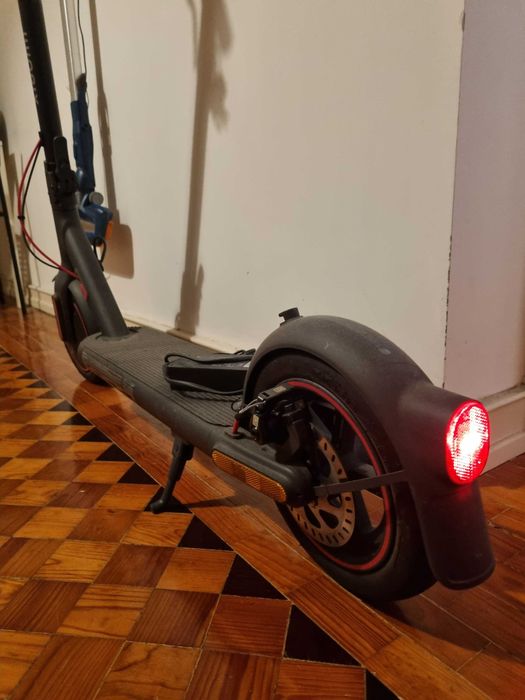 Xiaomi Electric Scooter 4 Pro – Like New!