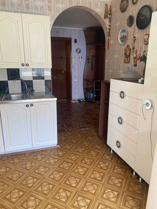 Продам 2х ком квартиру на Марсельской