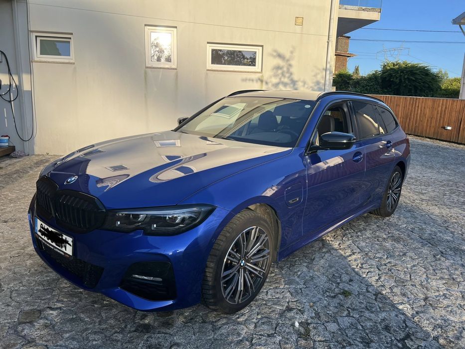 BMW 330e Touring Pack M