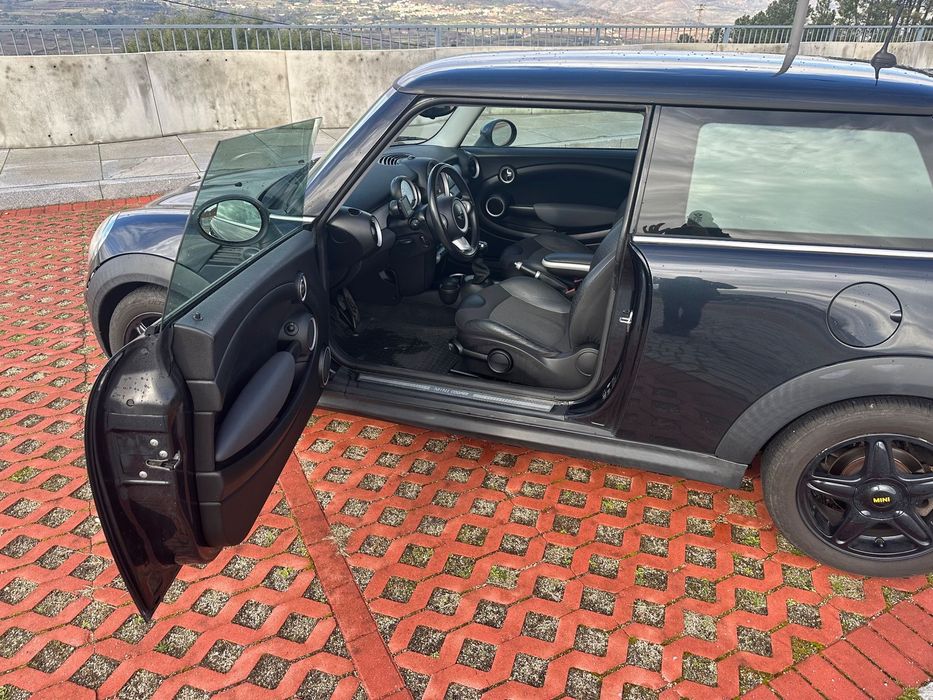 MINI Coupé524415887150960643