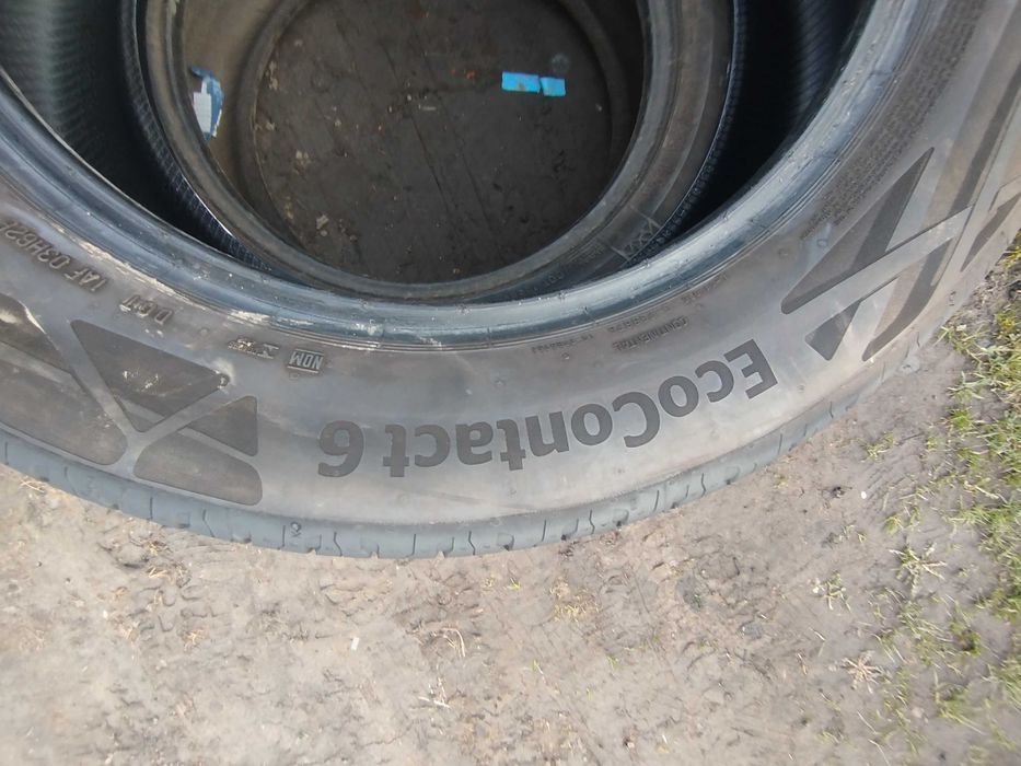 A270# Opony uzywane letnie 235/55/18" Continental