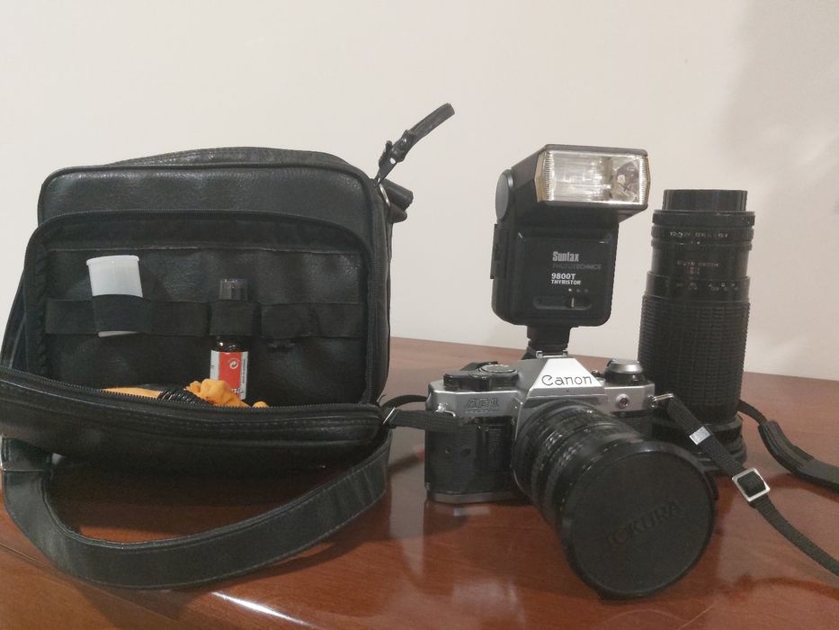 Conjunto fotografia Câmara Canon AE-1