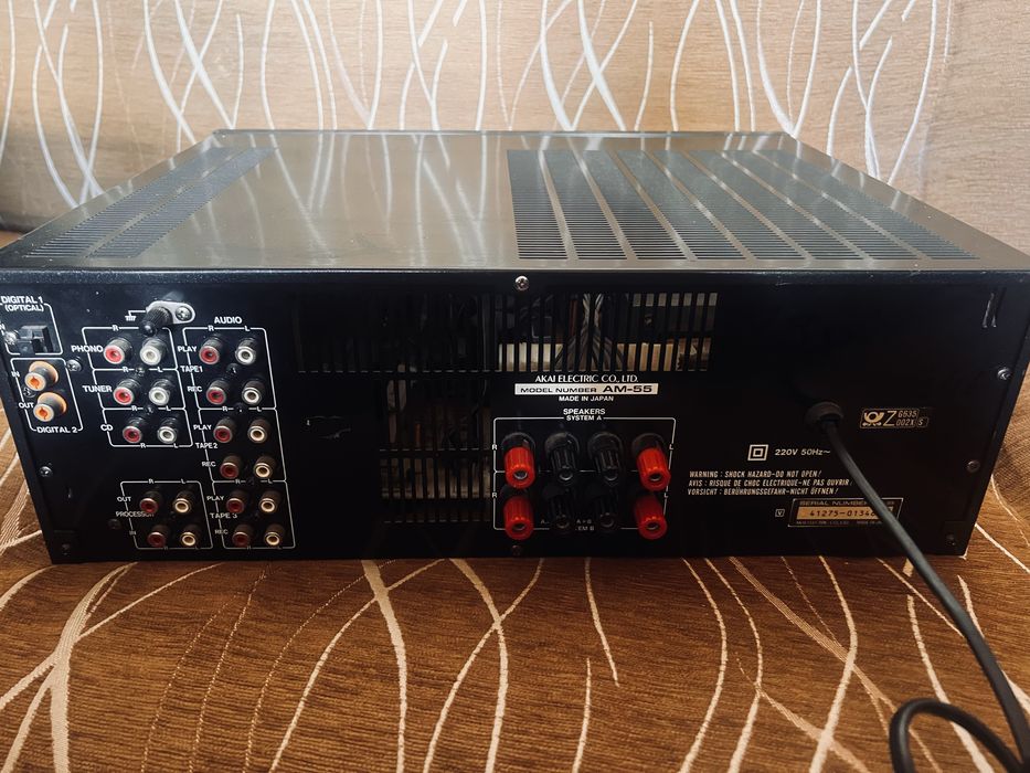 Akai Am 55