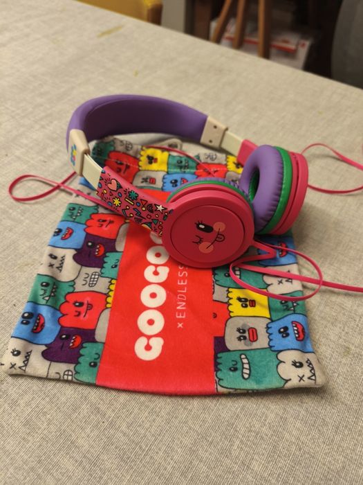 Fones (headphones) criança