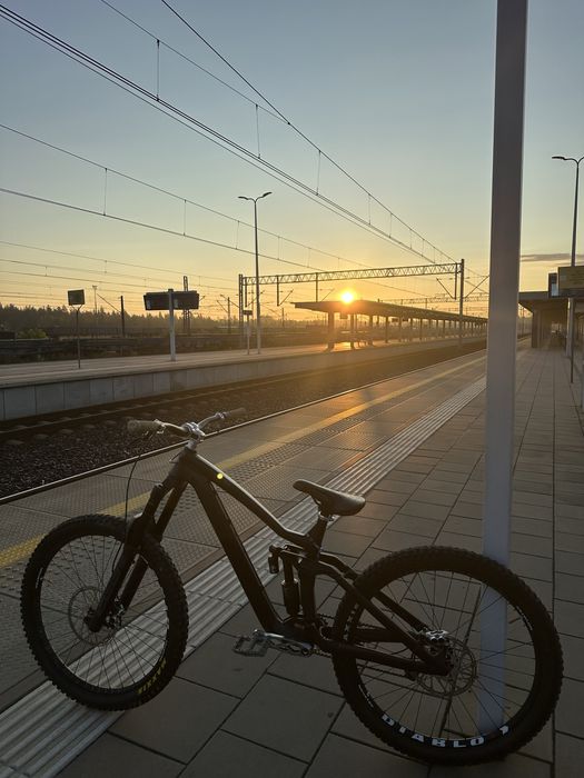 JAK NOWY Dartmoor thunderbird FR M 27.5 Wymienie za DH(fr,mtb,dirt)