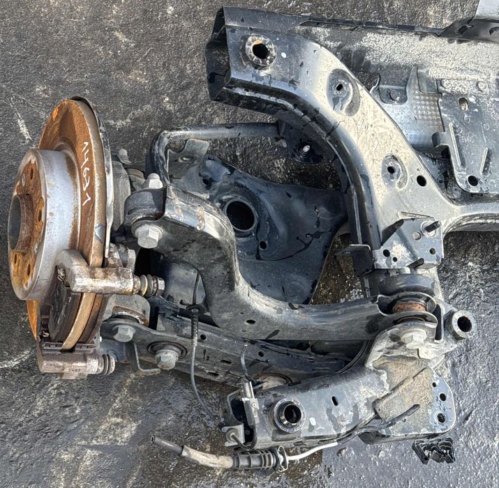 Charriot trás MITSUBISHI ASX (VSX_, VSE_)