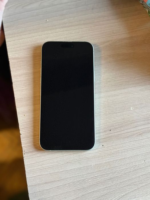 Telefon iphone 15 plus