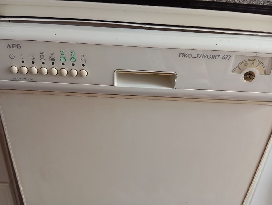 Máquina loiça avariada p peças