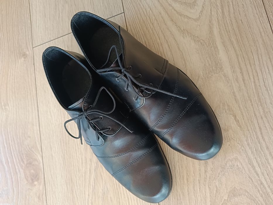 Buty komunijne 35