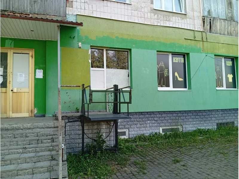 ПРОДАЖ - Частина нежитлового приміщення - аптека, площею 127,3 кв.м. смт. Гоща