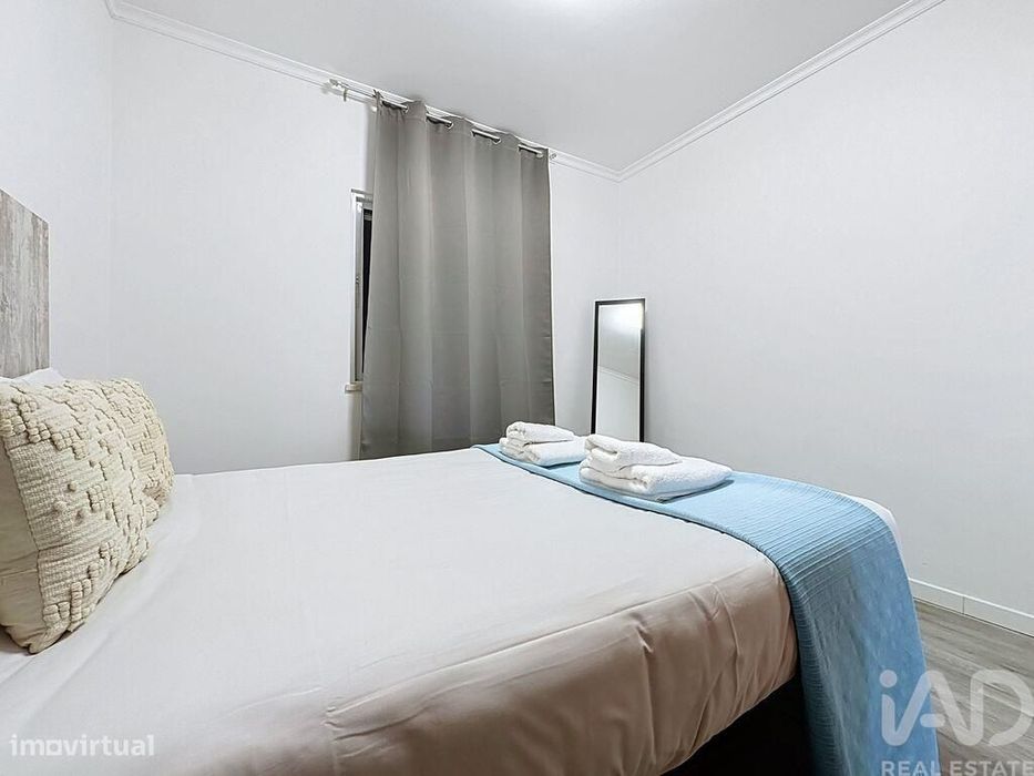 Apartamento T2 em Caniço de 77,85 m2