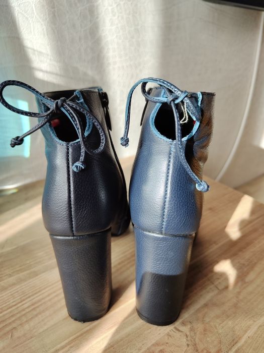 Ботильйони жіночі