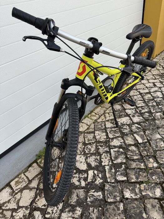 Scott Scale 24 | Bicicleta BTT Criança | Roda 24 | Travões de Disco