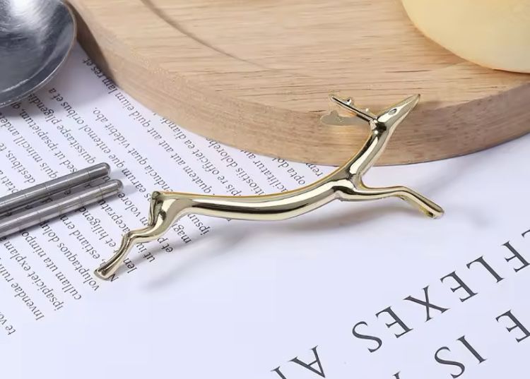 Jelonek renifer podstawka metalowe figurki złote minimalistyczne