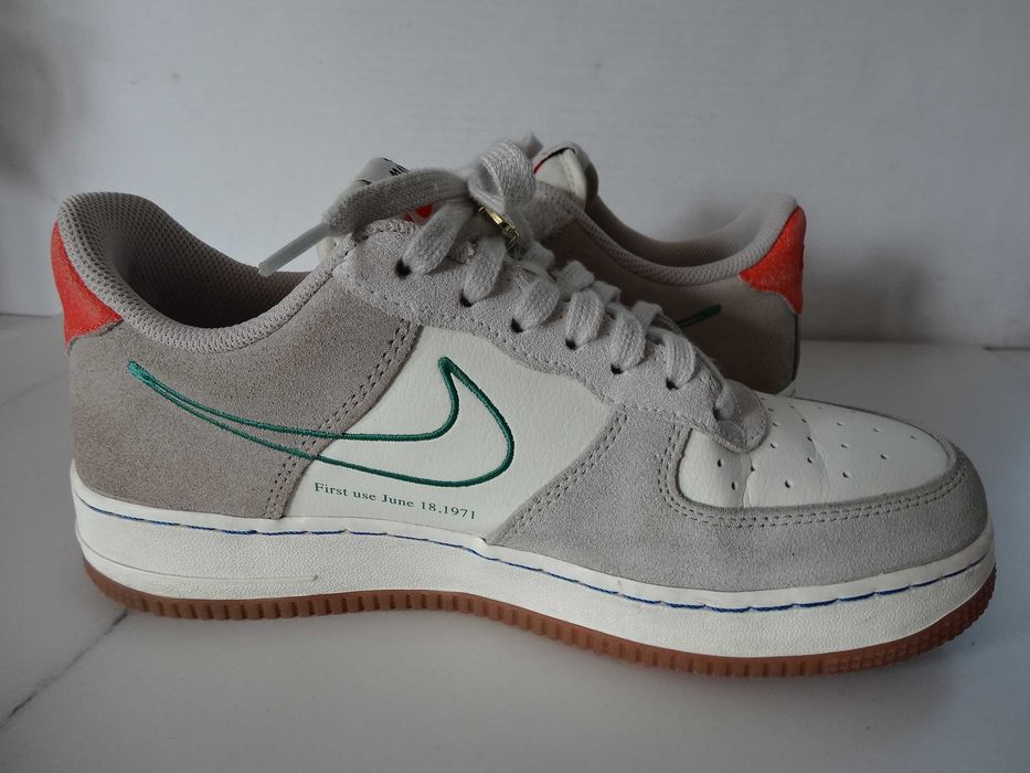 Buty NIKE AIR FORCE 1 '07 SE roz 40 Skóra Sportowe Damskie