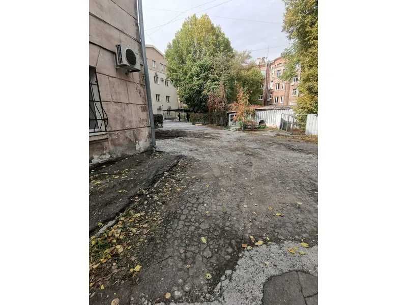 ЄМК ДП Укркольорпром, 1370,4 кв. м, вул. Старокозацька, 34А