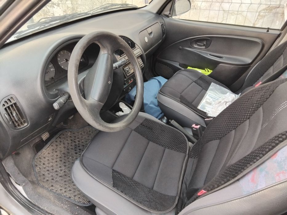 Citroen saxo  muito económico
