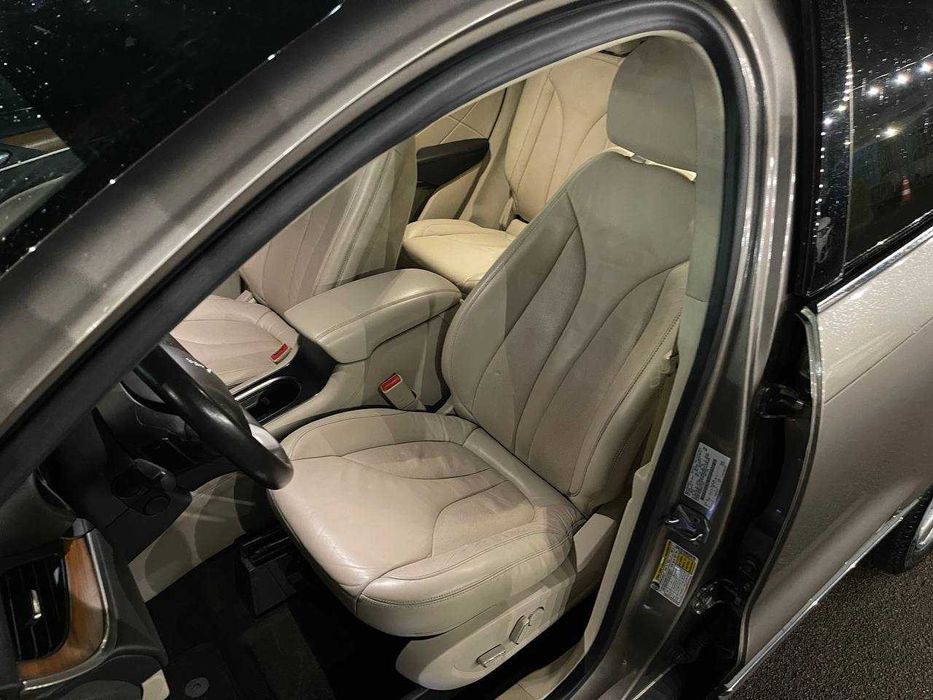 Lincoln MKC 2019 в розтермінування від 17000 грн/м